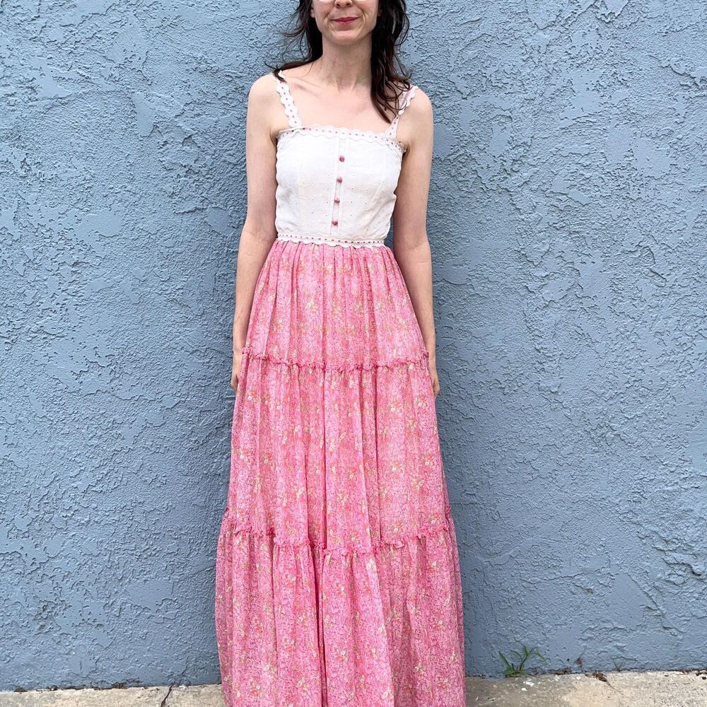 70s Floral Praire Dress in XS Pink Cottagecore Gown